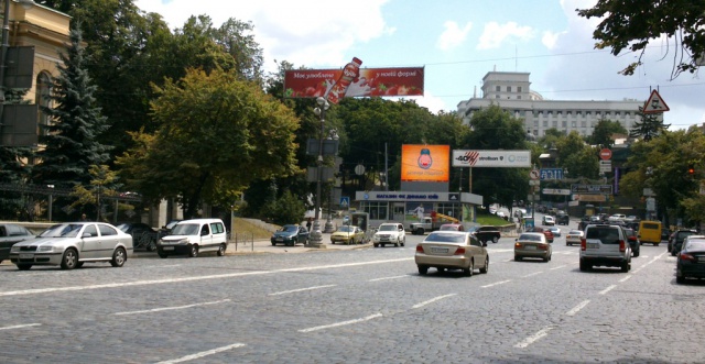Тролл 5x1,  Грушевского ул., 4
