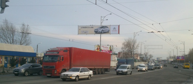 Тролл 5x1,  Братиславская ул., 3
