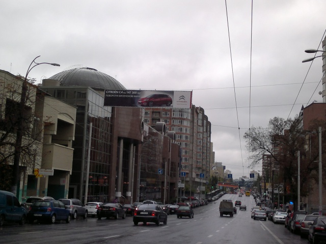 Тролл 5x1,  Горького ул. (Антоновича), 125