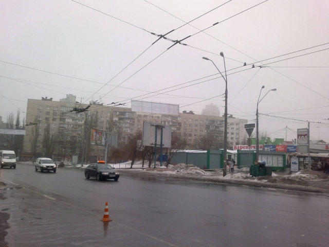 Тролл 5x1,  Горького ул. (Лыбидская пл.)