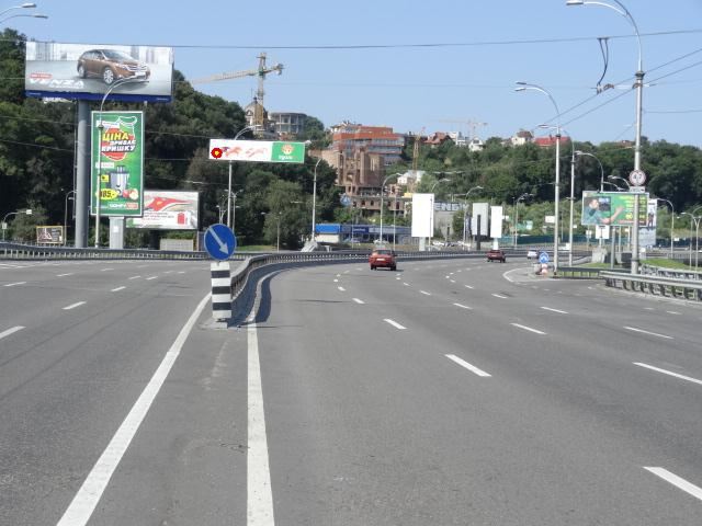 Тролл 5x1,  Дружбы Народов бул.