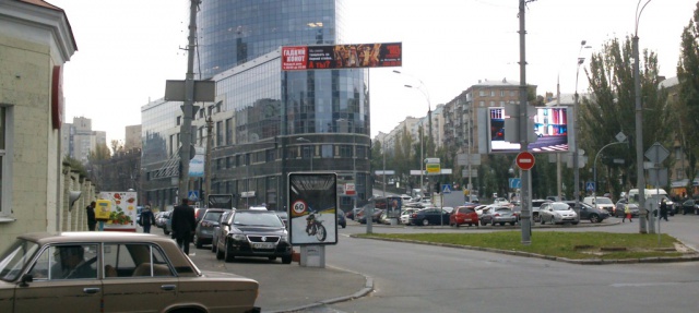 Тролл 5x1,  Мечникова ул., 1