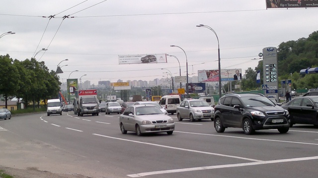 Тролл 5x1,  Дружбы Народов бул.