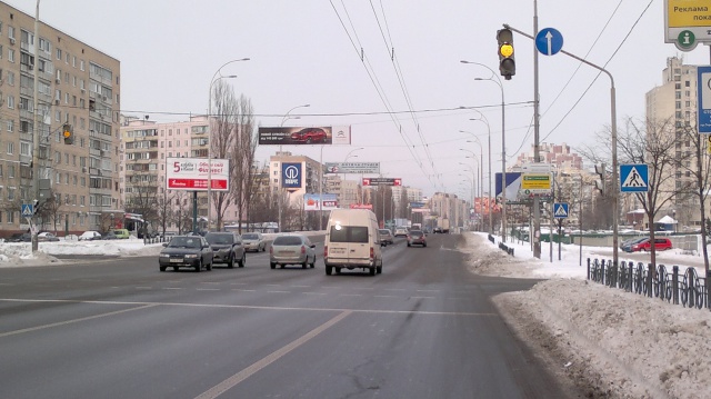 Тролл 5x1,  Героев Сталинграда пр., 10-А