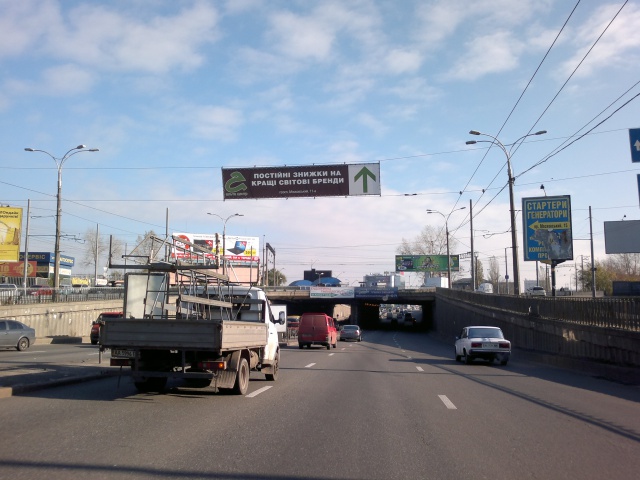 Тролл 5x1,  Московский пр., 9а