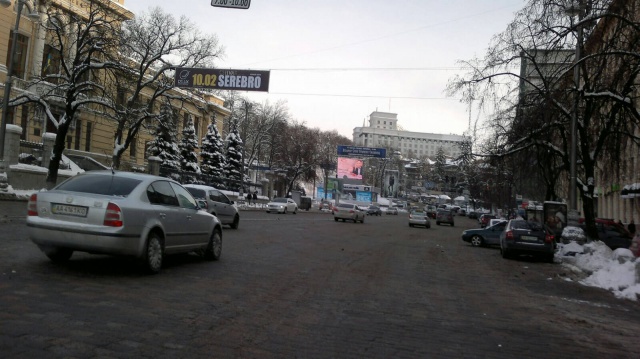 Тролл 5x1,  Грушевского ул., 4