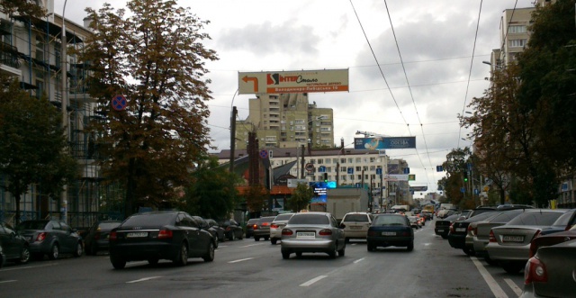 Тролл 5x1,  Горького ул. (Антоновича), 114