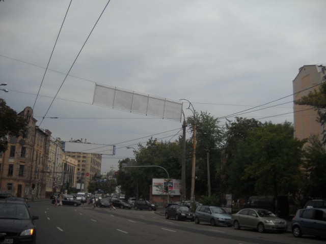 Тролл 5x1,  Горького ул. (Антоновича), 66