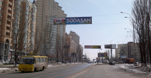 Тролл 5x1,  Героев Сталинграда пр., 8